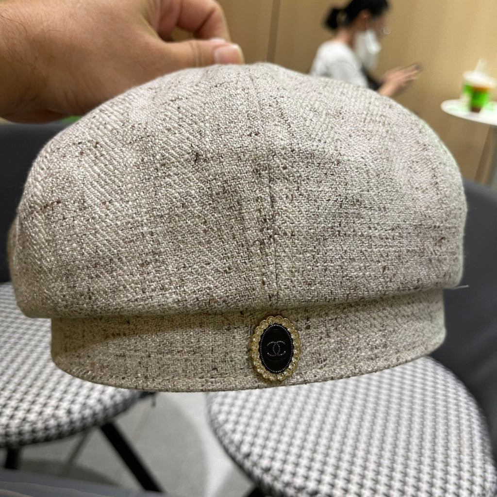 CHANEL BERET HAT IN BEIGE FABRIC 420943