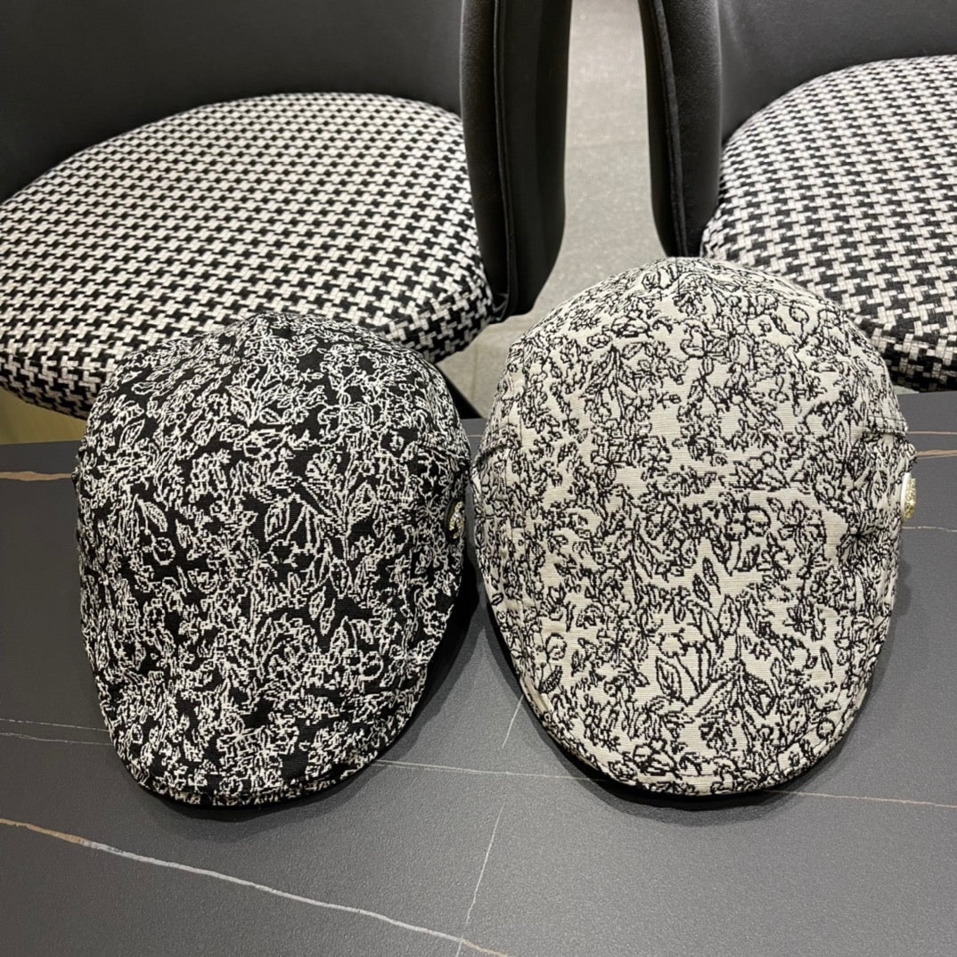 CHANEL BAKER BOY CAP IN BLACK MIX WHITE FABRIC 431519