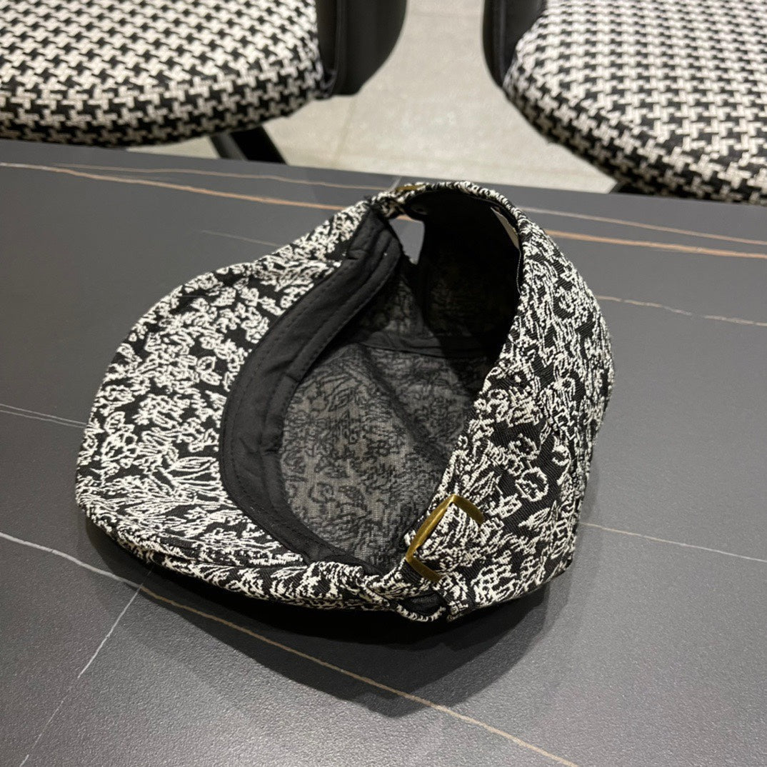 CHANEL BAKER BOY CAP IN BLACK MIX WHITE FABRIC 431519