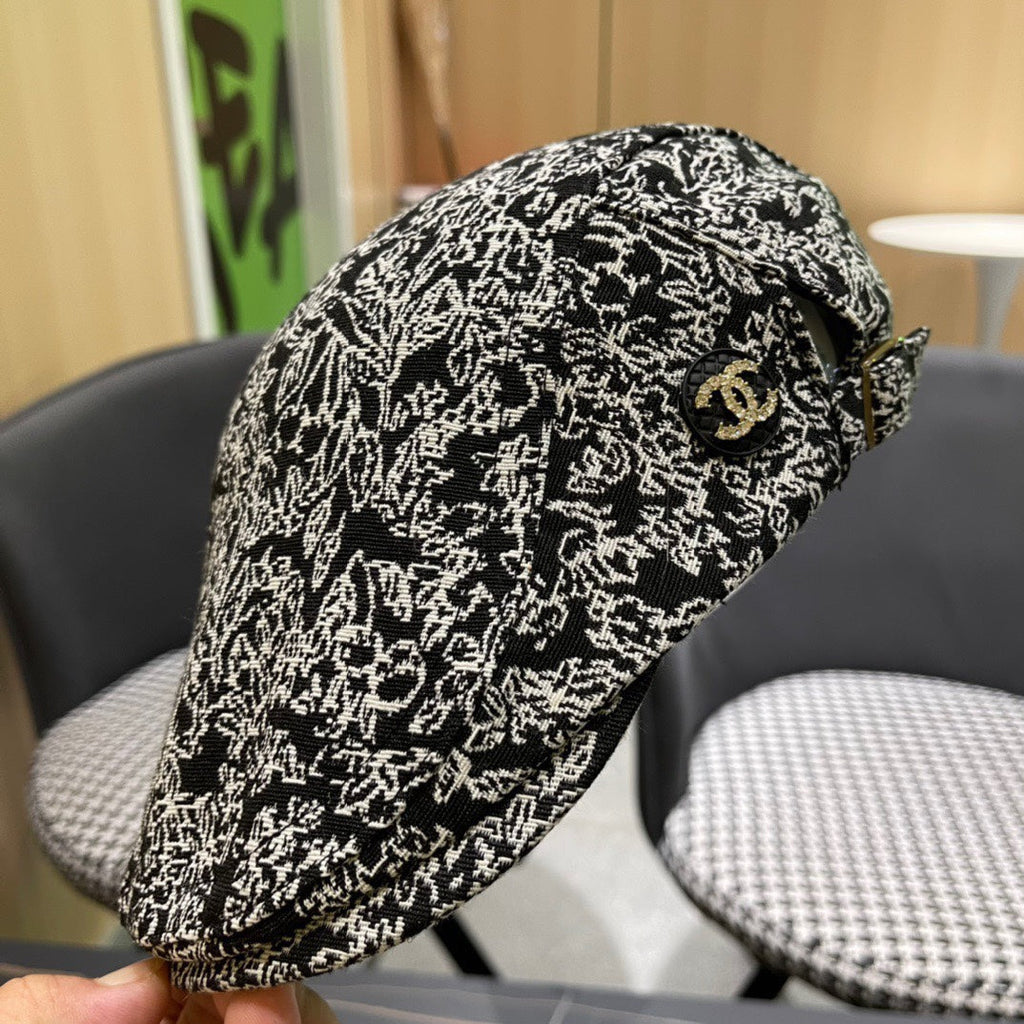 CHANEL BAKER BOY CAP IN BLACK MIX WHITE FABRIC 431519
