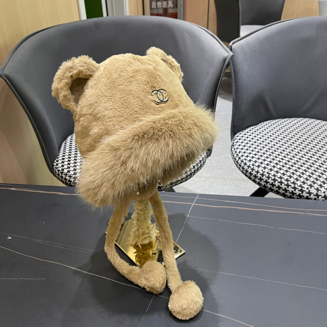 CHANEL BEANIE HAT IN CAMEL BROWN FLEECE AND WOOL 433163