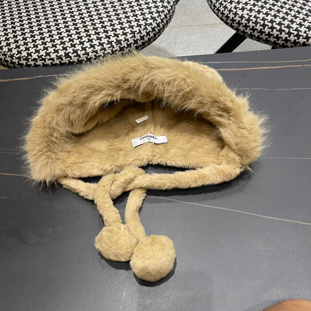 CHANEL BEANIE HAT IN CAMEL BROWN FLEECE AND WOOL 433163