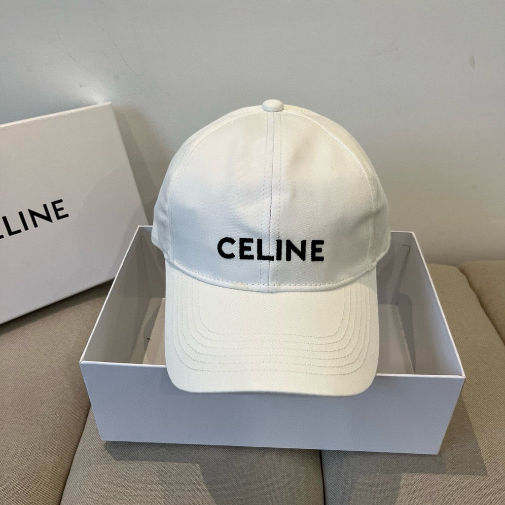 CELINE BASEBALL CAP MODEL 650192 IN WHITE FABRIC
