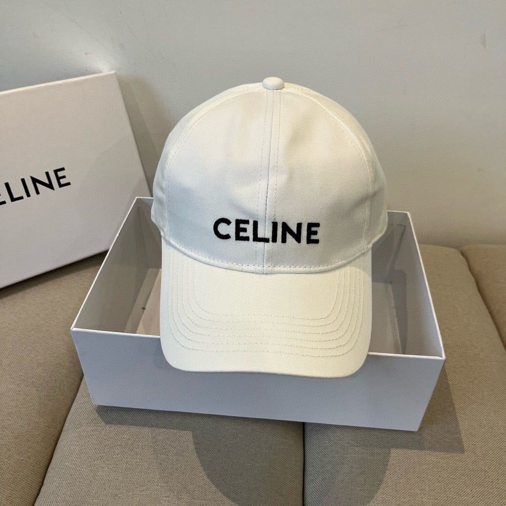 CELINE BASEBALL CAP MODEL 650192 IN WHITE FABRIC