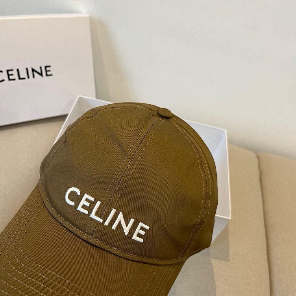 CELINE BASEBALL CAP MODEL 650193 IN BROWN FABRIC