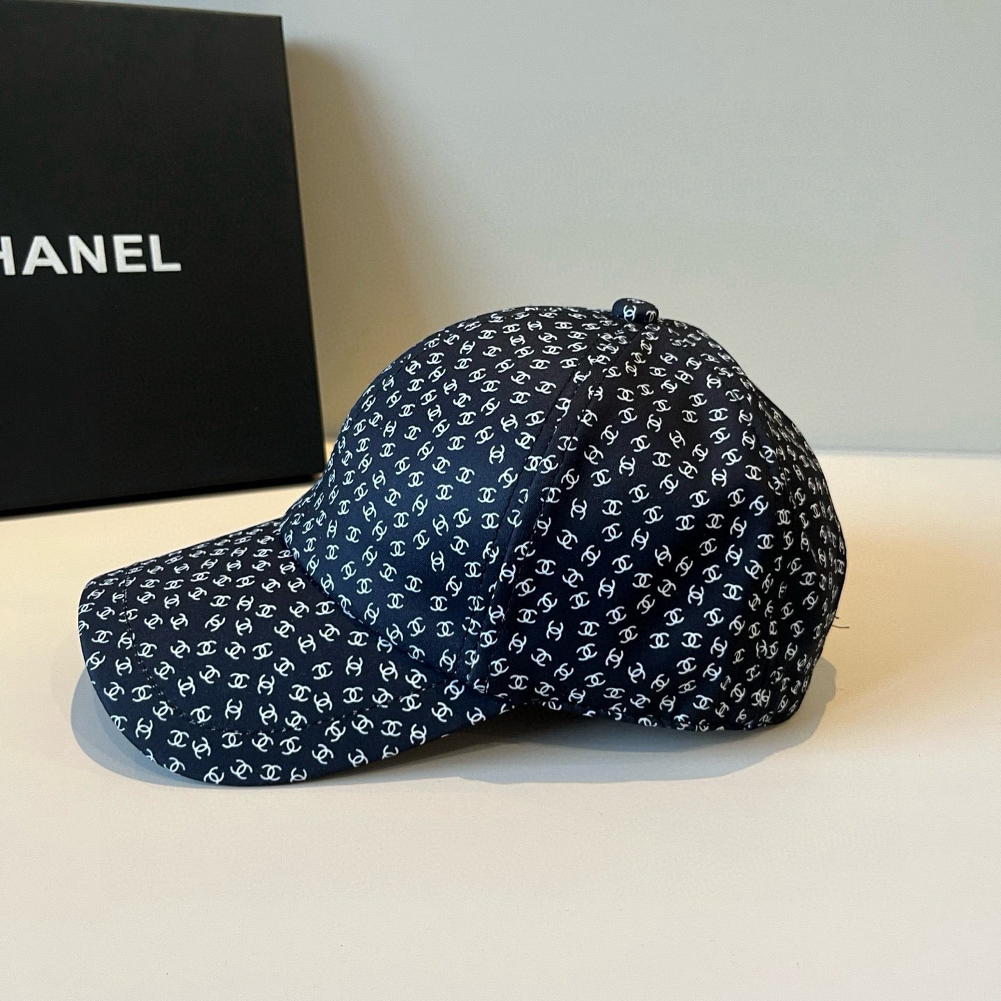 CHANEL BASEBALL HAT IN BLACK 672900