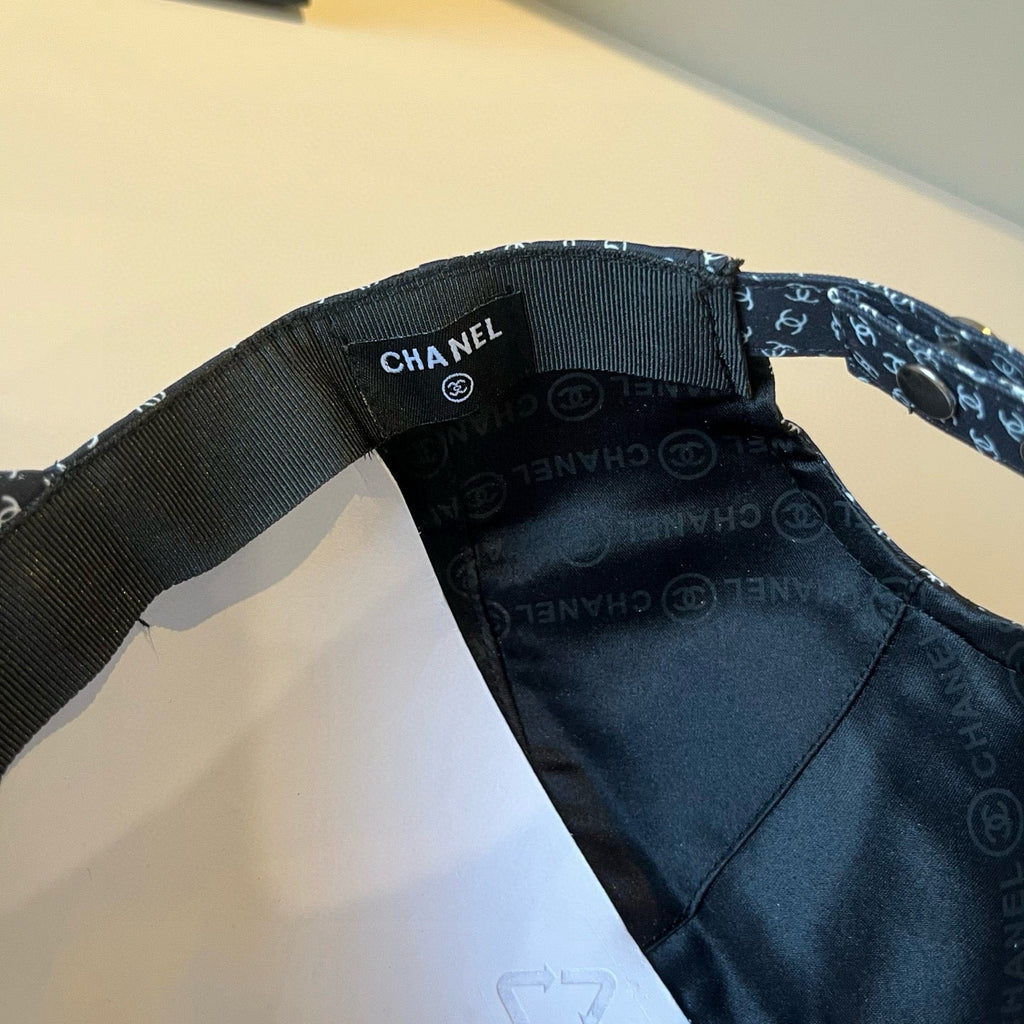 CHANEL BASEBALL HAT IN BLACK 672900