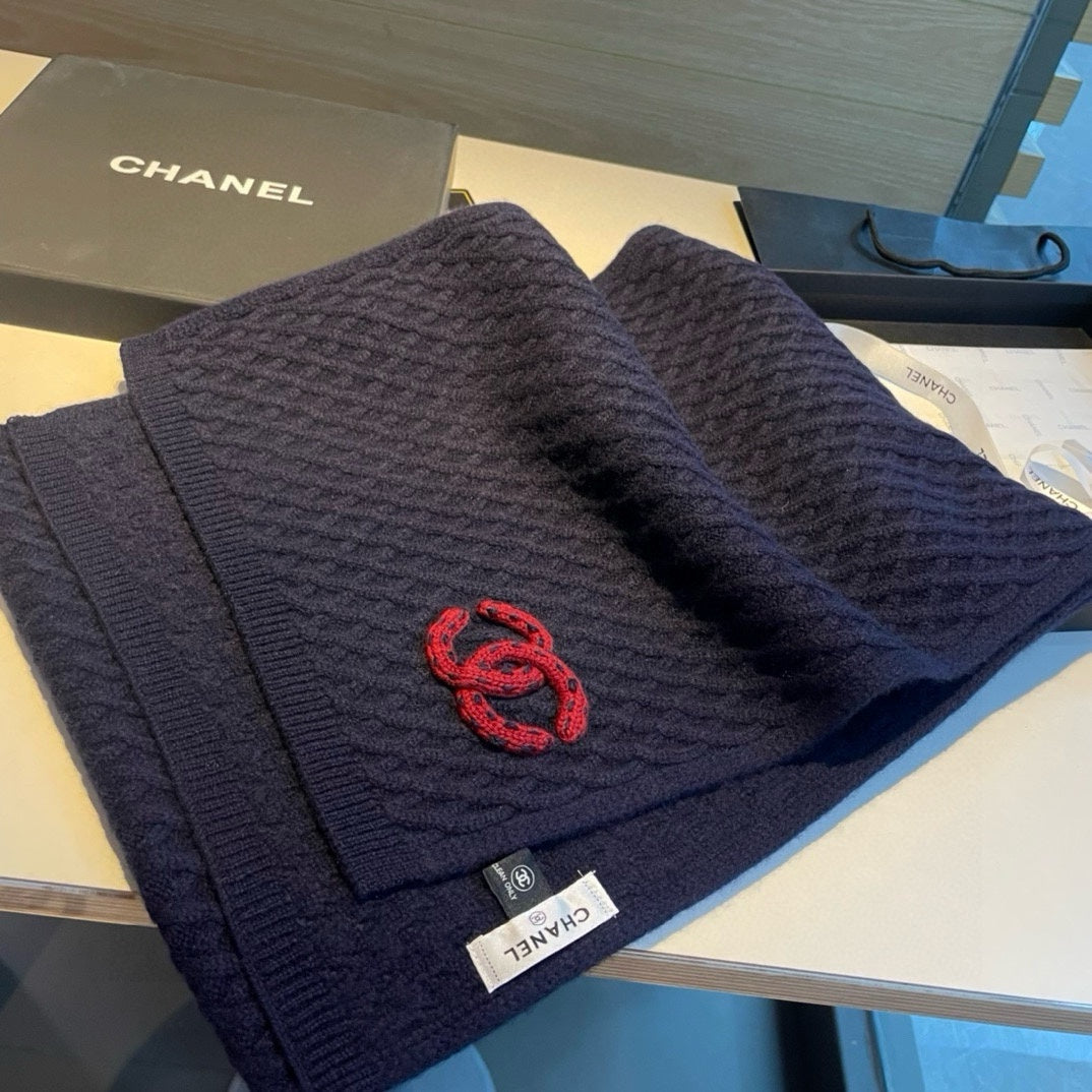 CHANEL SCARF 170 CM IN NAVY BLUE CASHMERE WITH RED LOGO 401991