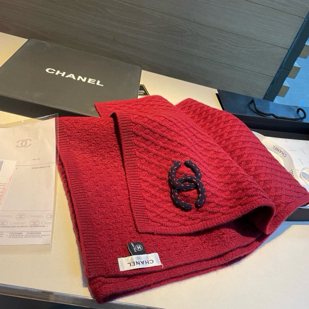 CHANEL SCARF 170 CM IN CHERRY RED CASHMERE 401992