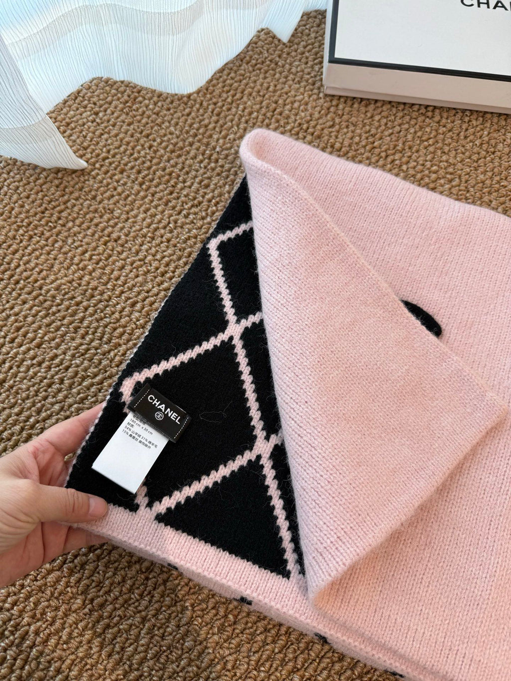 CHANEL 25S SCARF 180 CM IN WOOL CASHMERE 943030