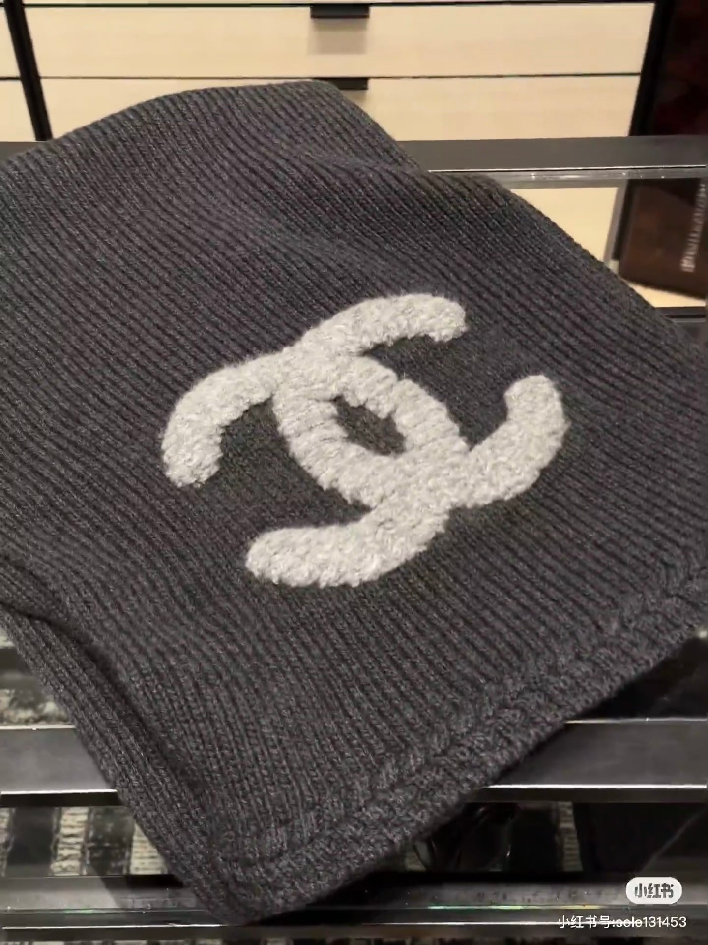CHANEL 25S SCARF 170 CM IN CASHMERE 943790