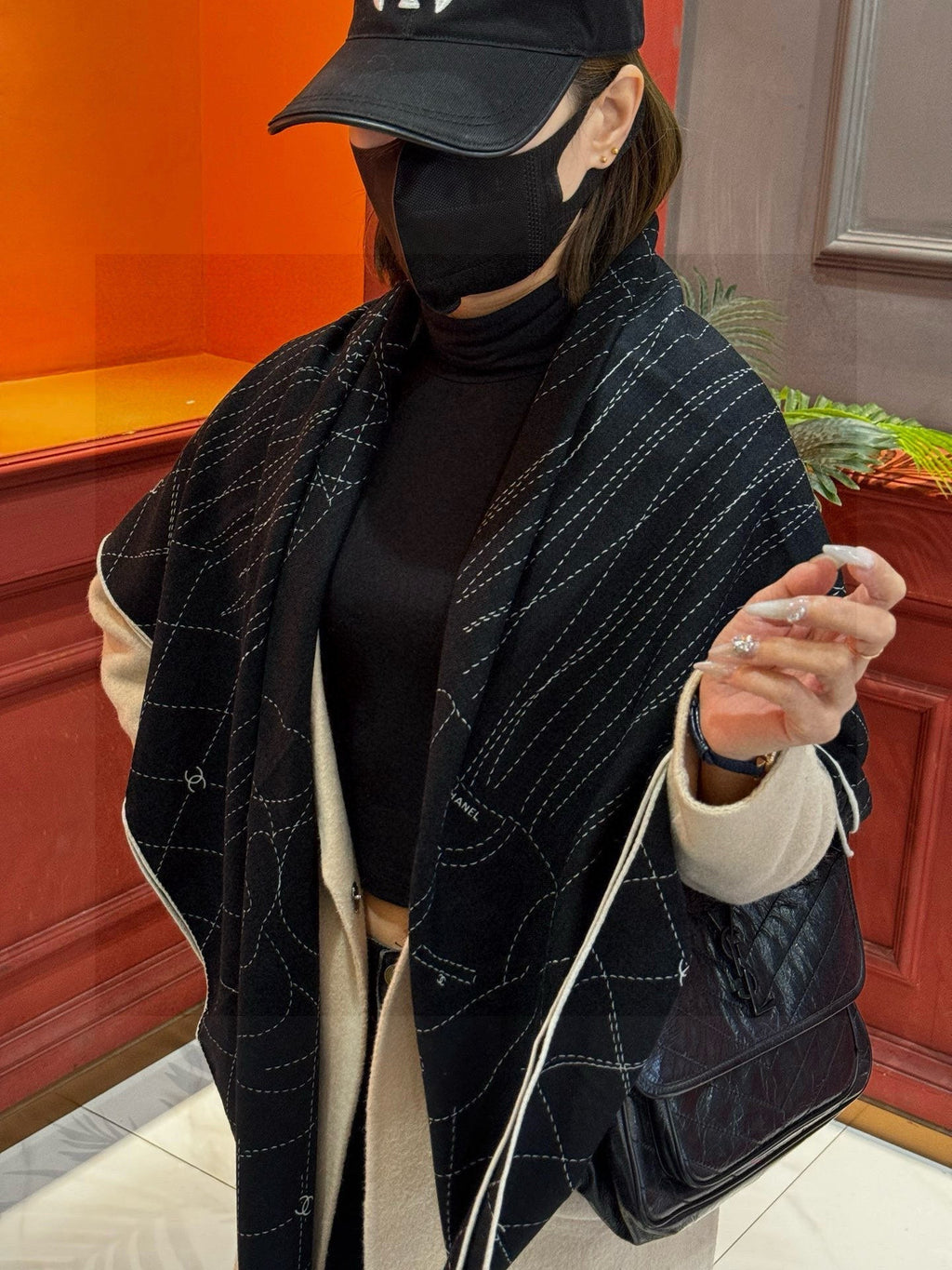 CHANEL 25S SCARF 140 IN SILK 735800