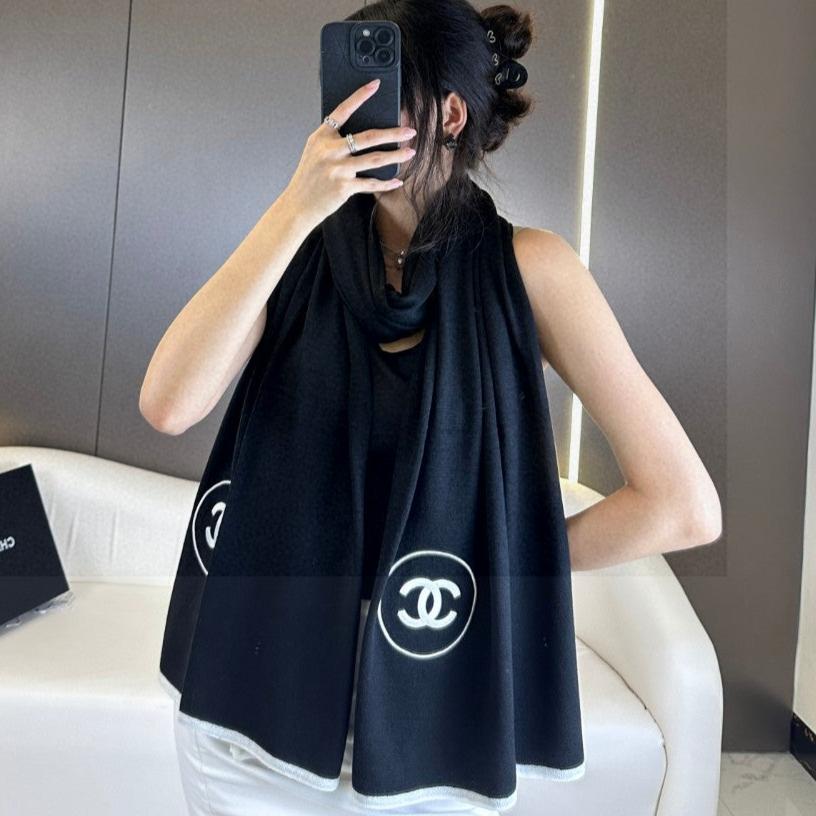 CHANEL LONG SCARF 200 CM IN BLACK CASHMERE AND SILK 396411