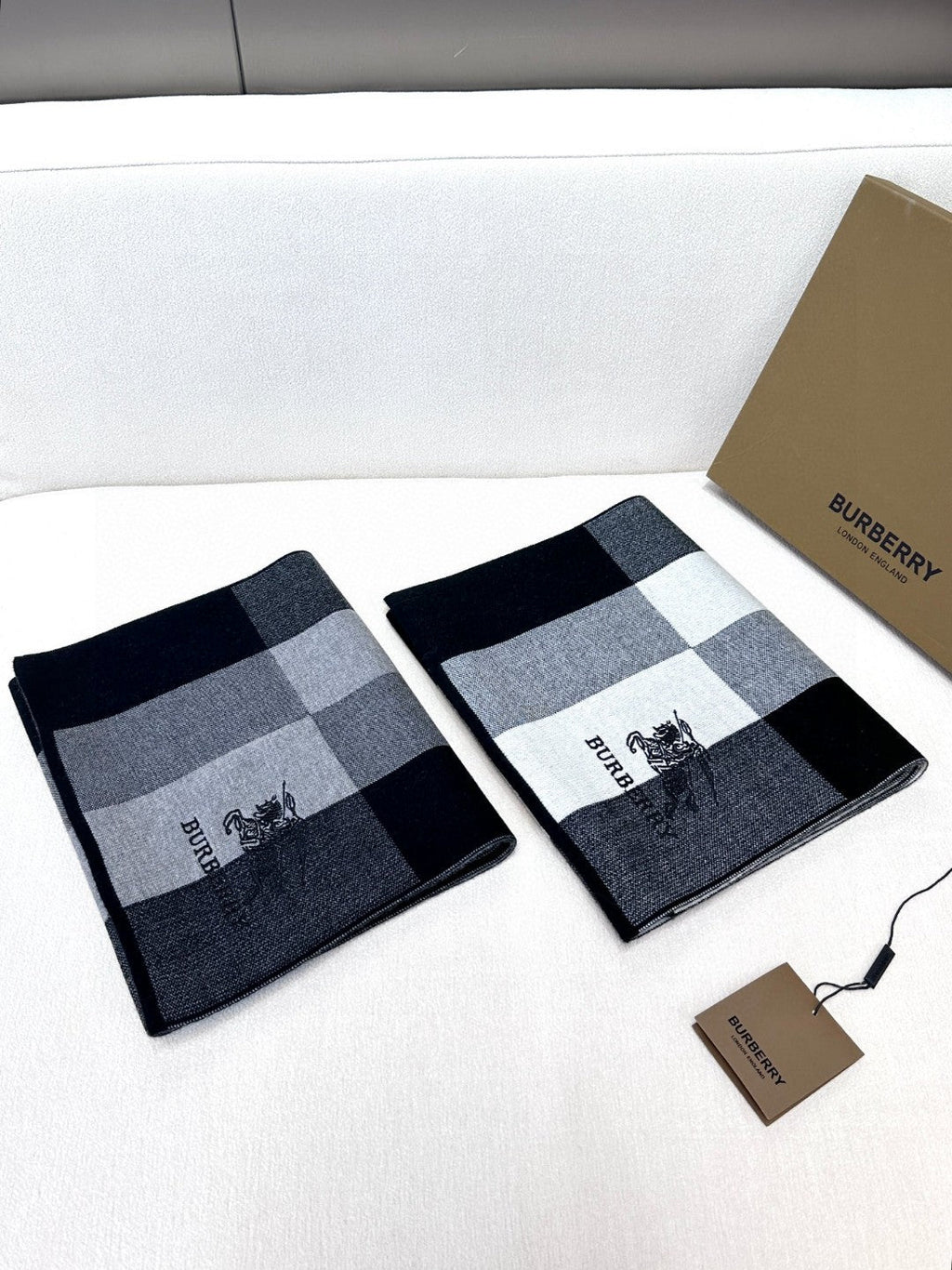 BBR SCARF 180 CM IN CASHMERE 531594