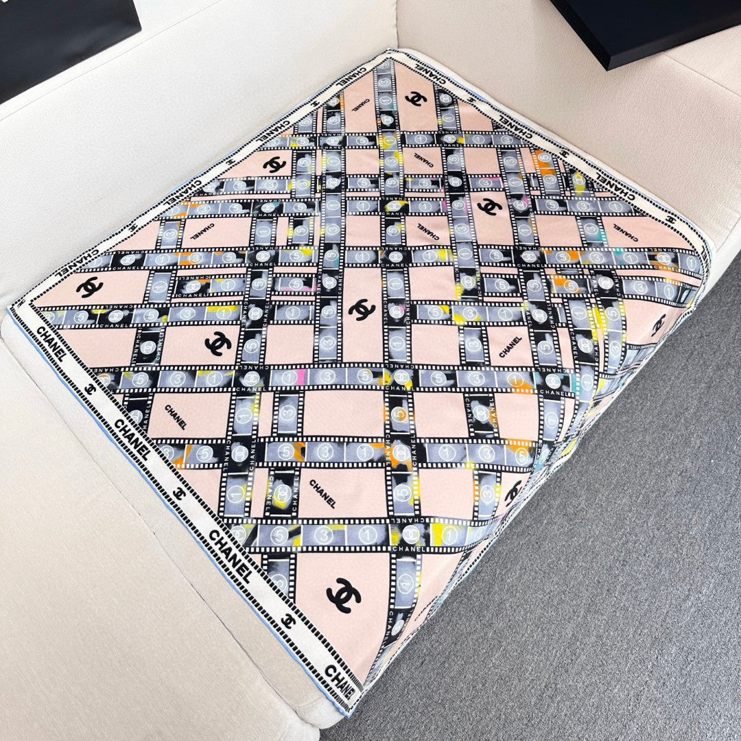 CHANEL 25S SCARF 88 IN SILK 737190