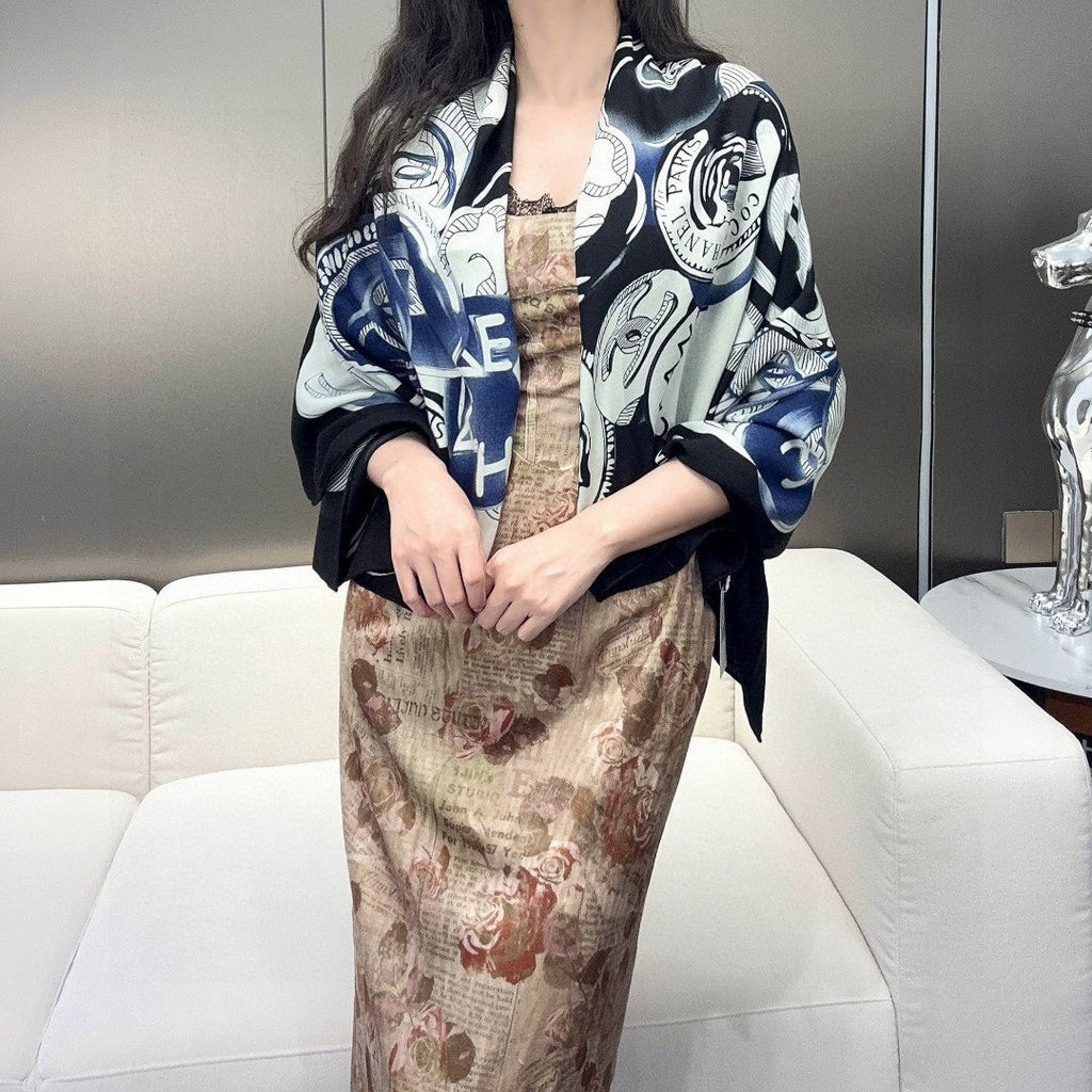 CHANEL 25S SCARF 140 IN CASHMERE 991917