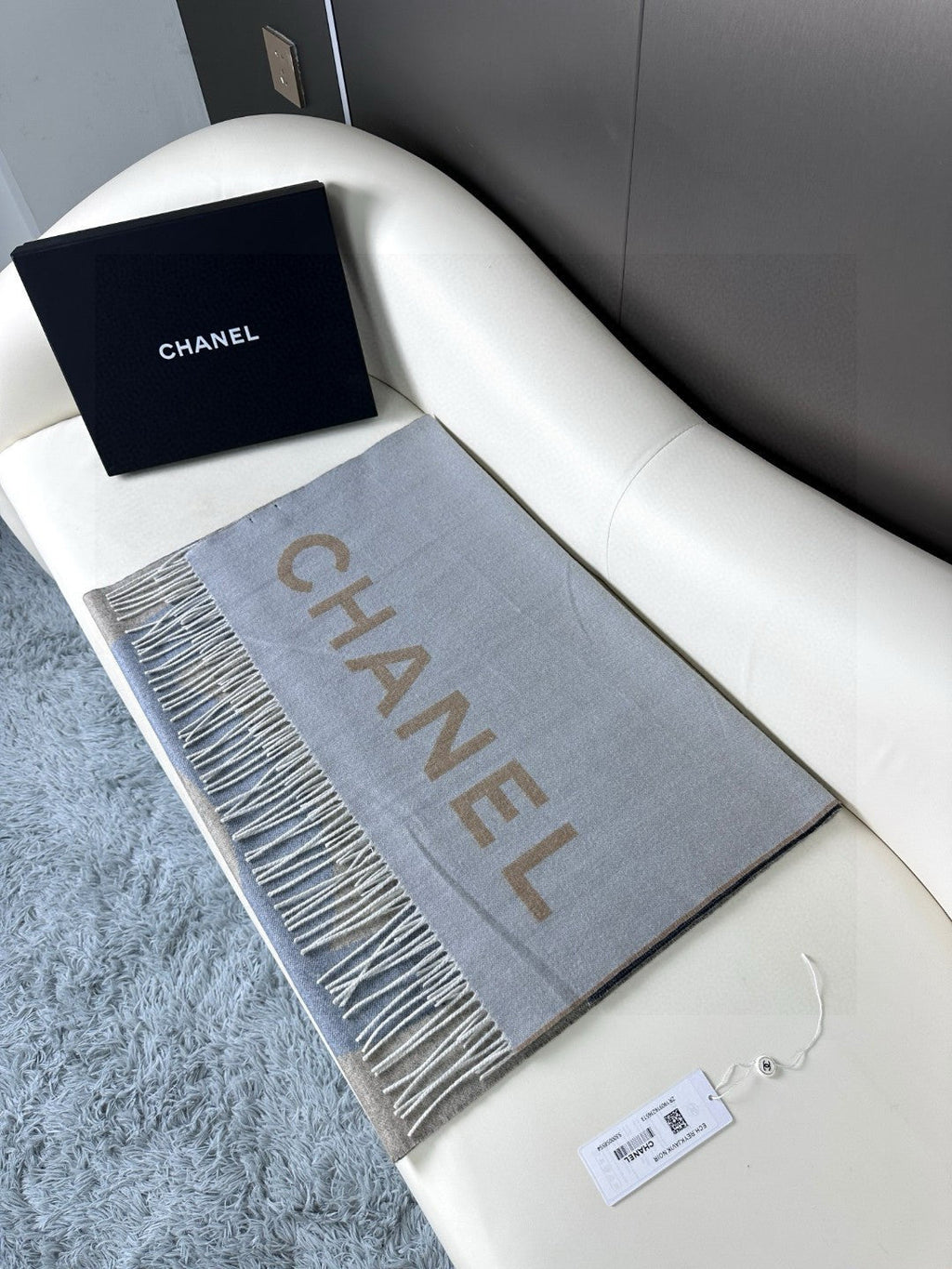 CHANEL 25S SCARF 180 IN CASHMERE 724825