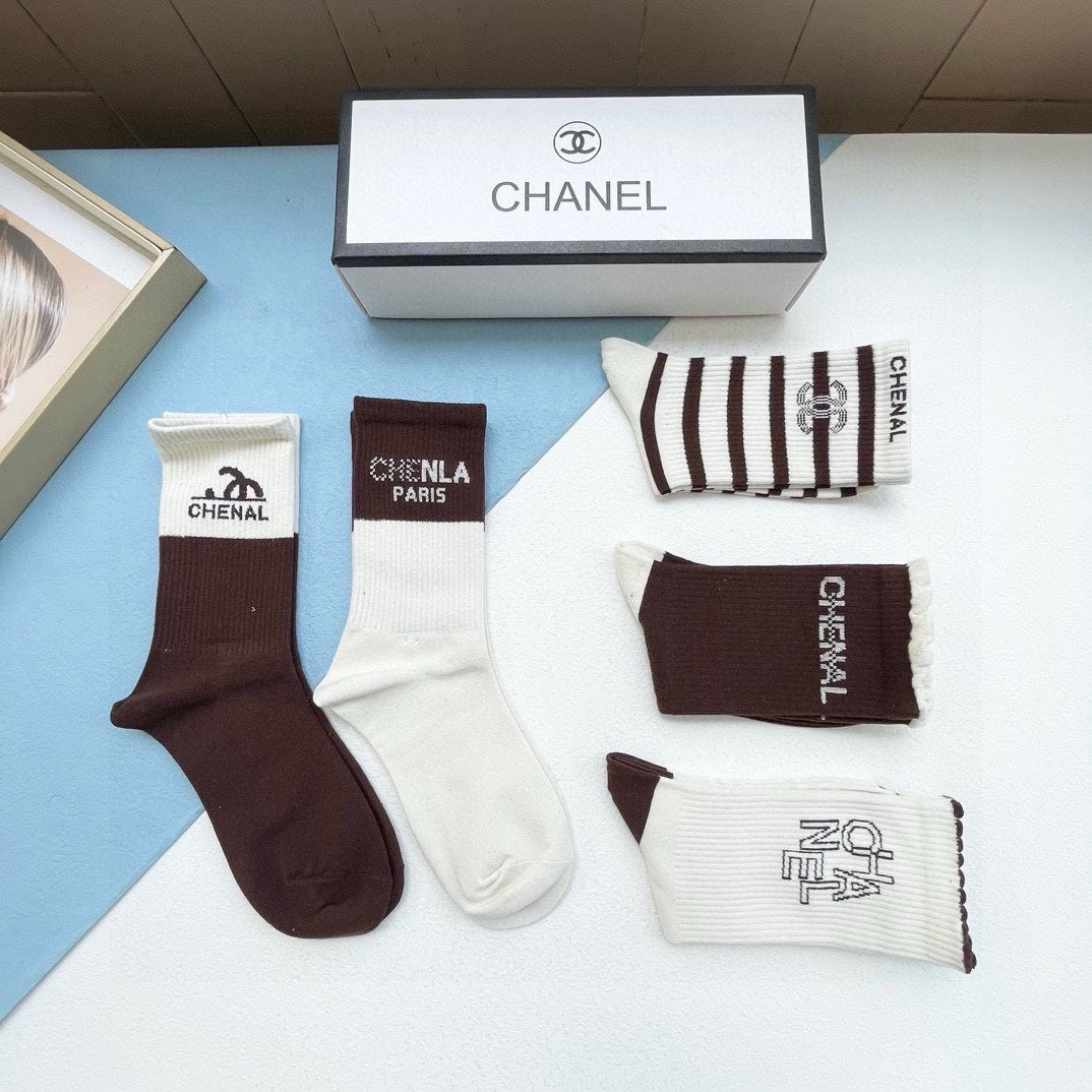 CHANEL CREW SOCKS 409656 ( 1 BOX )