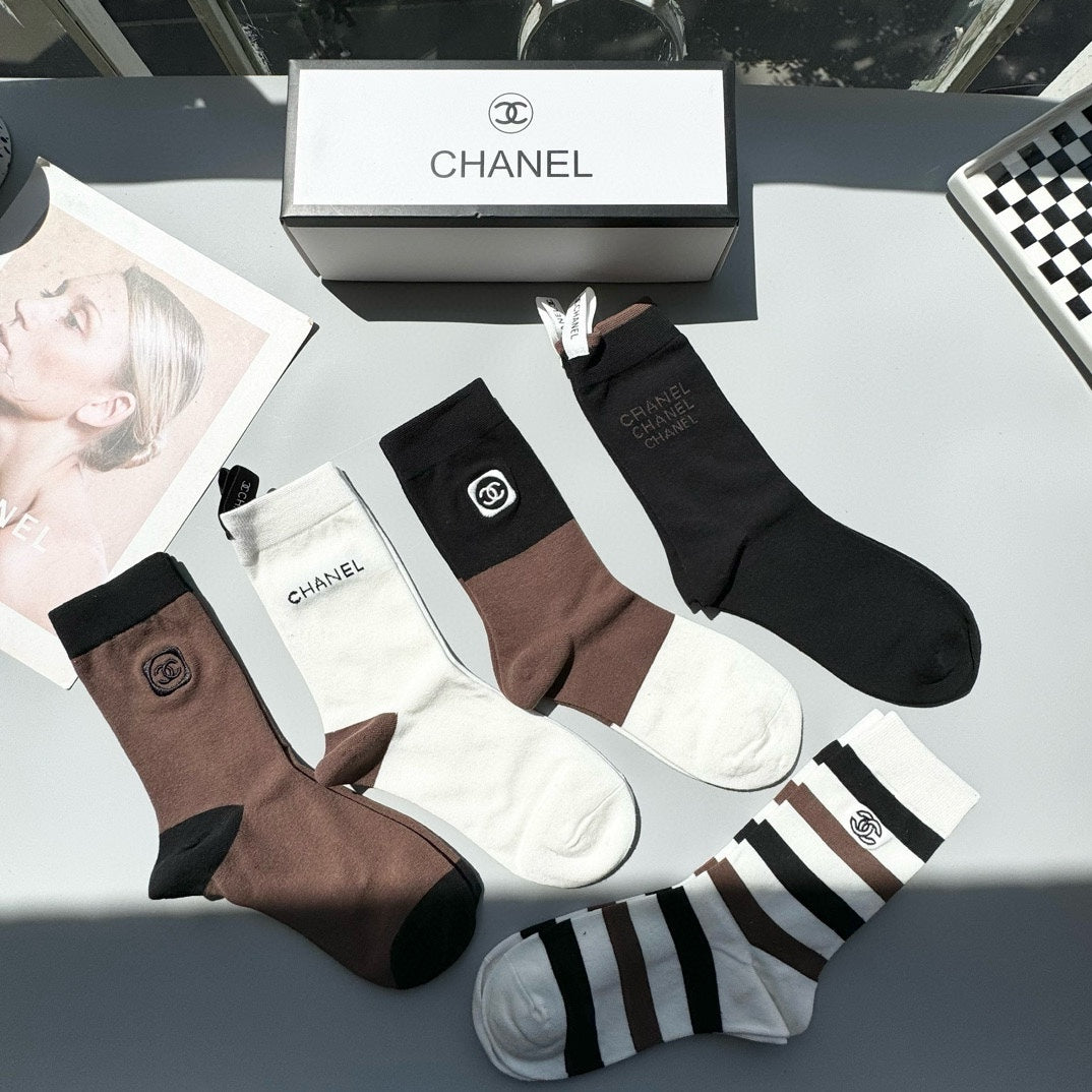 CHANEL CREW SOCKS 409457 ( 1 BOX )