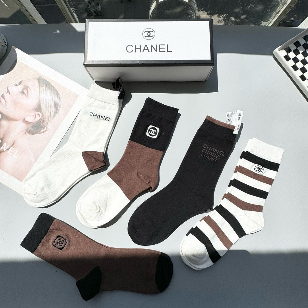 CHANEL CREW SOCKS 409457 ( 1 BOX )