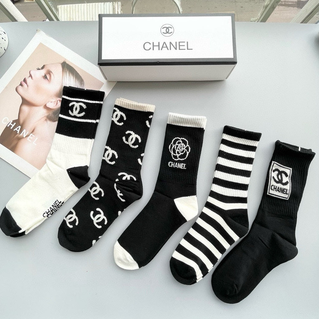 CHANEL CREW SOCKS 412565 ( 1 BOX )