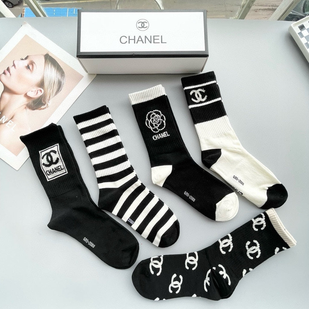 CHANEL CREW SOCKS 412565 ( 1 BOX )