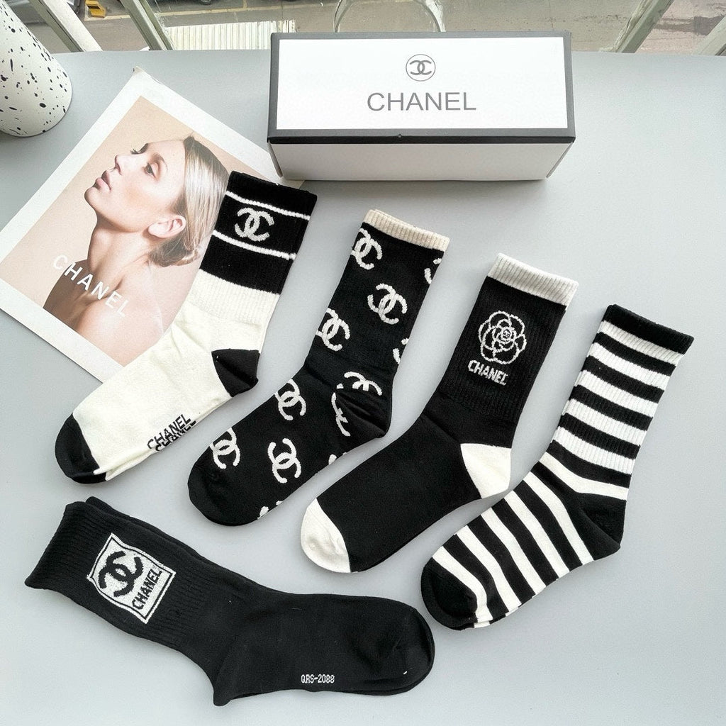 CHANEL CREW SOCKS 412565 ( 1 BOX )