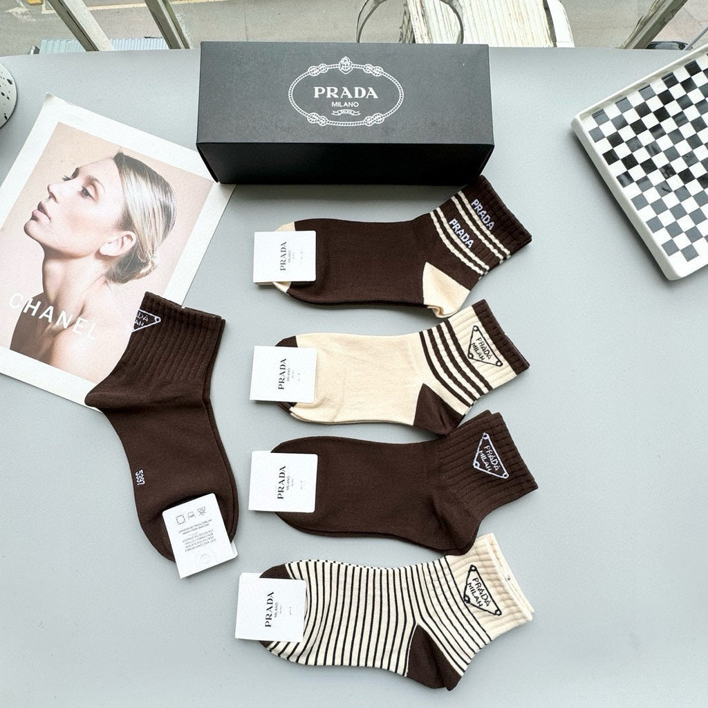CHANEL LOW-CUT SOCKS 416045 ( 1 BOX )
