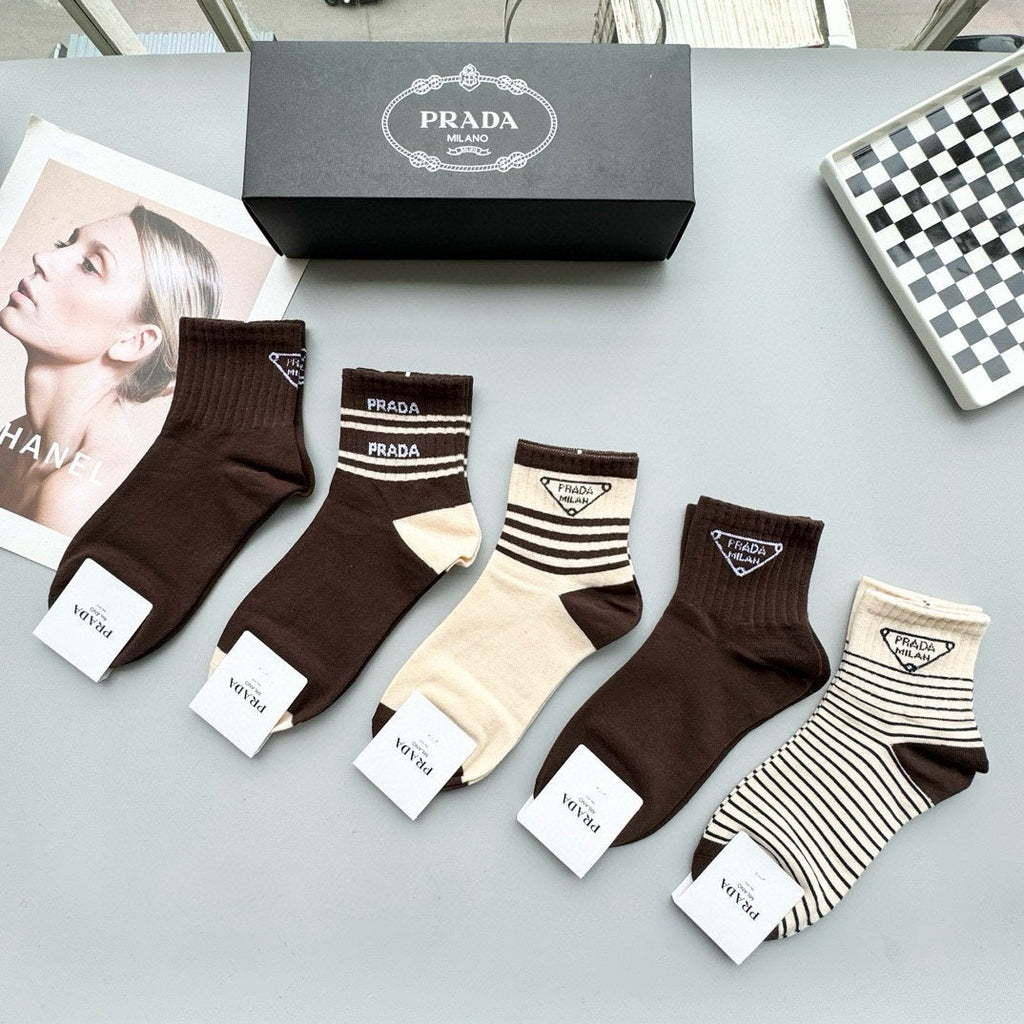 CHANEL LOW-CUT SOCKS 416045 ( 1 BOX )