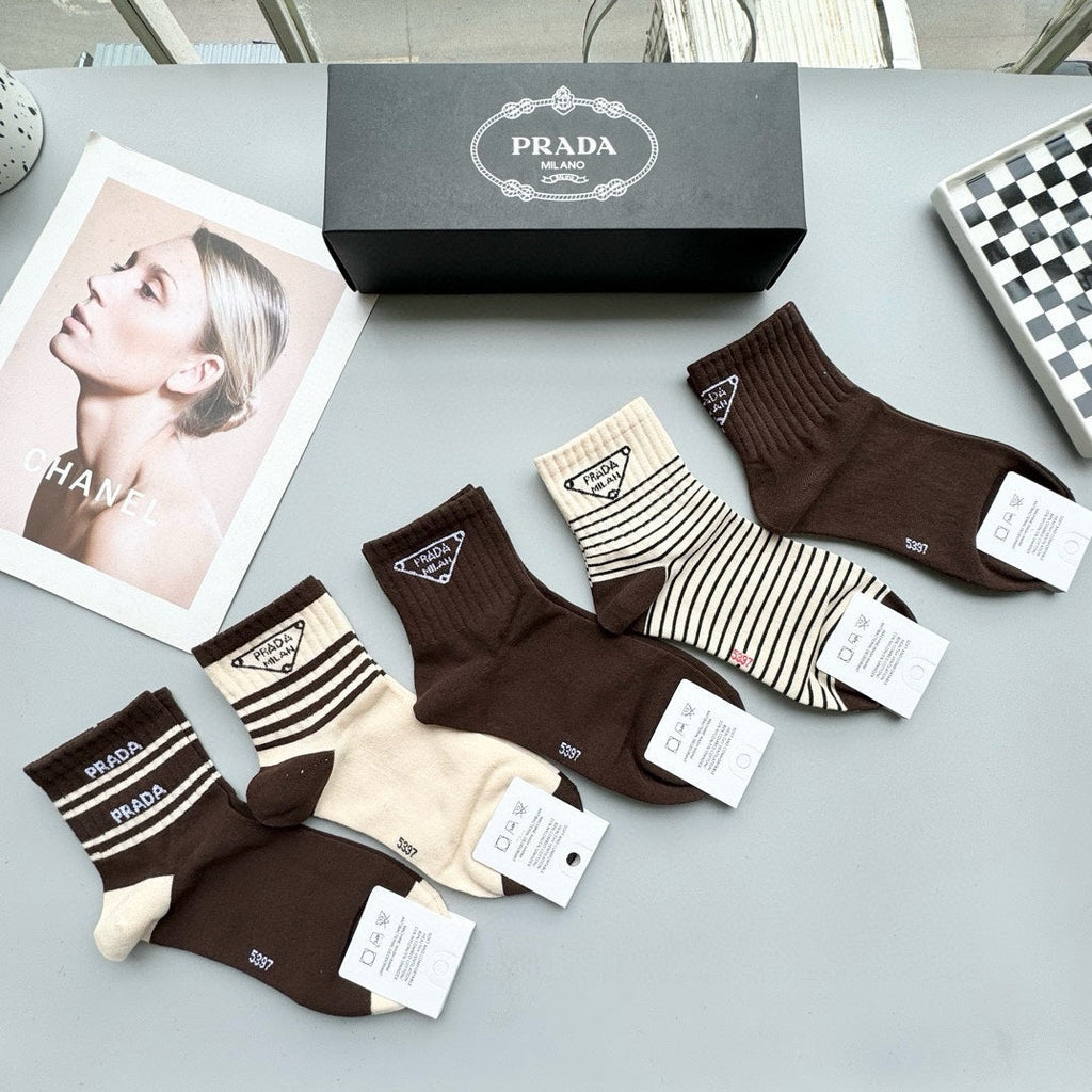 CHANEL LOW-CUT SOCKS 416045 ( 1 BOX )