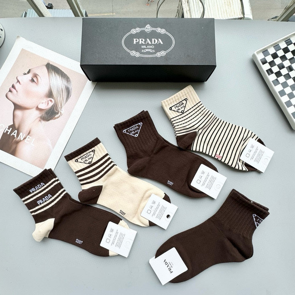 CHANEL LOW-CUT SOCKS 416045 ( 1 BOX )