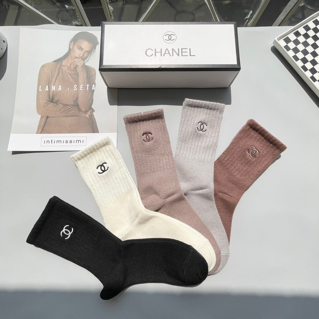 CHANEL CREW SOCKS 416054 ( 1 BOX )