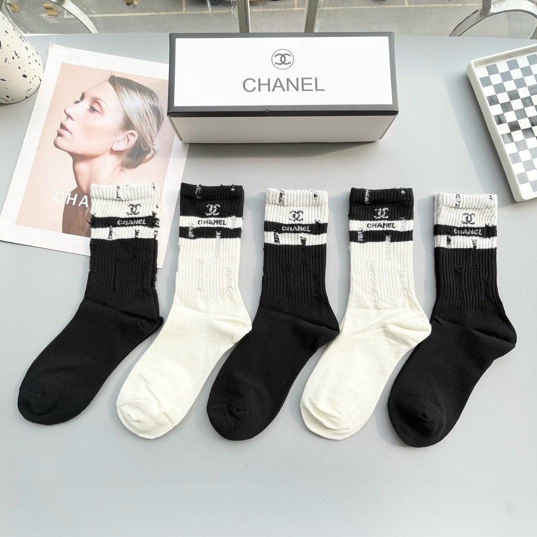 CHANEL CREW SOCKS 417414 ( 1 BOX )