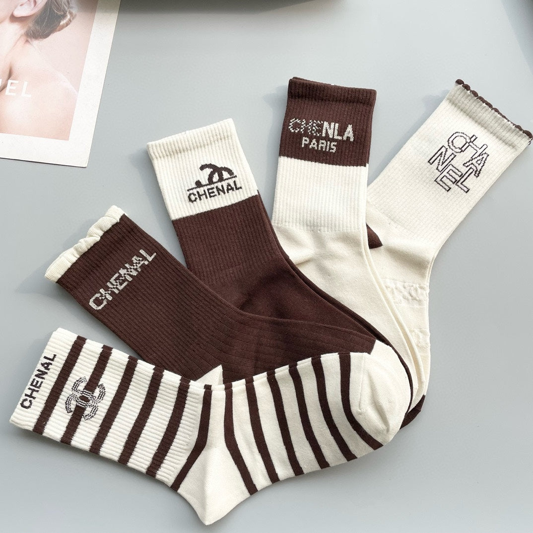 CHANEL CREW SOCKS 417415 ( 1 BOX )