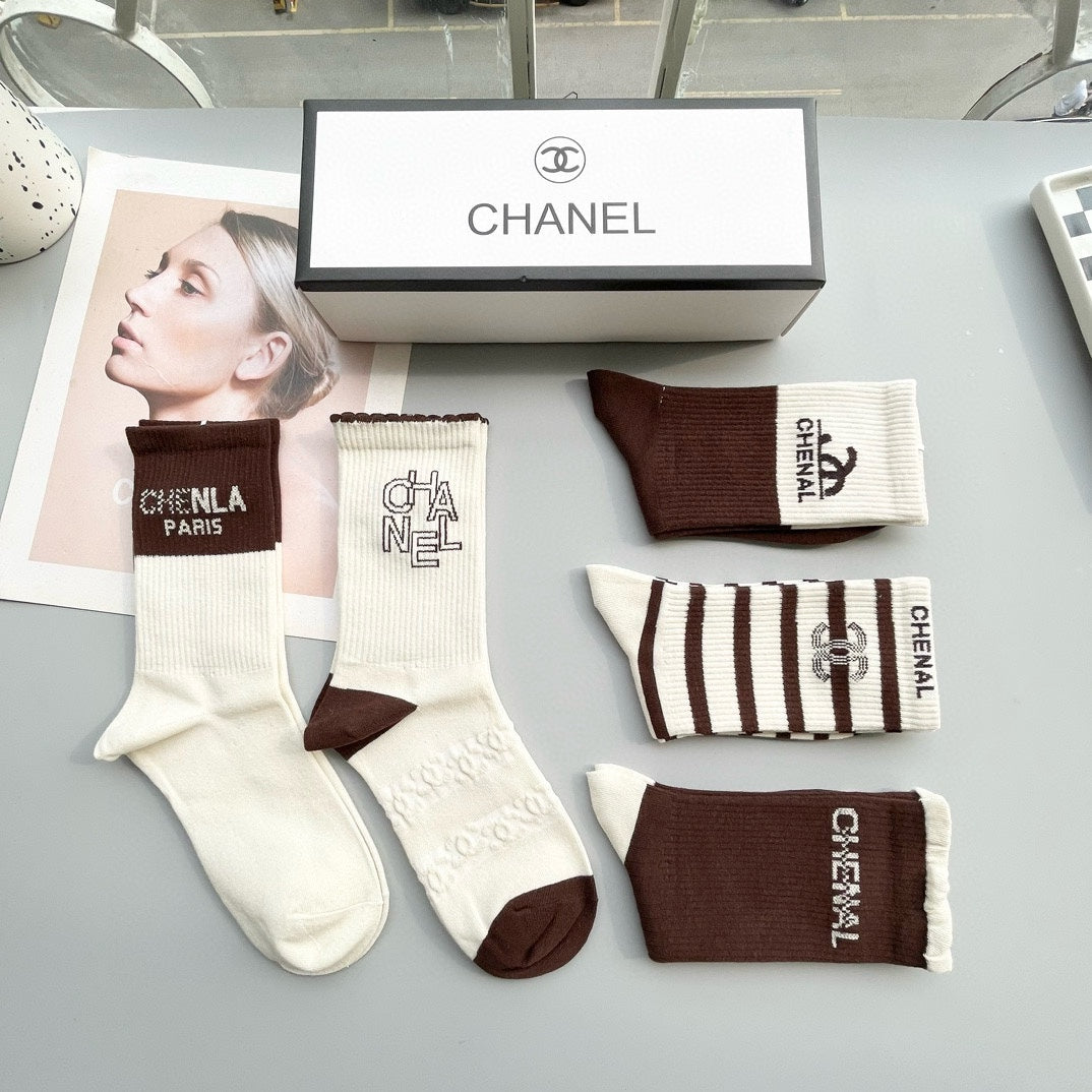 CHANEL CREW SOCKS 417415 ( 1 BOX )