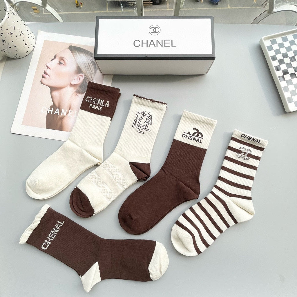 CHANEL CREW SOCKS 417415 ( 1 BOX )