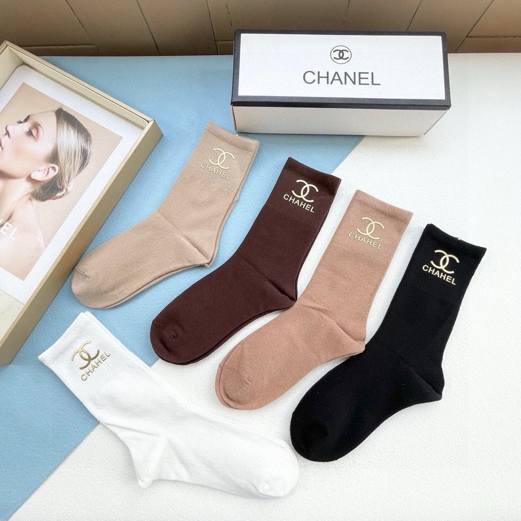 CHANEL CREW SOCKS 420719 (1 BOX )