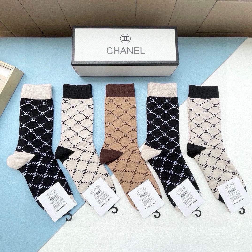 CHANEL CREW SOCKS 423935 (1 BOX)