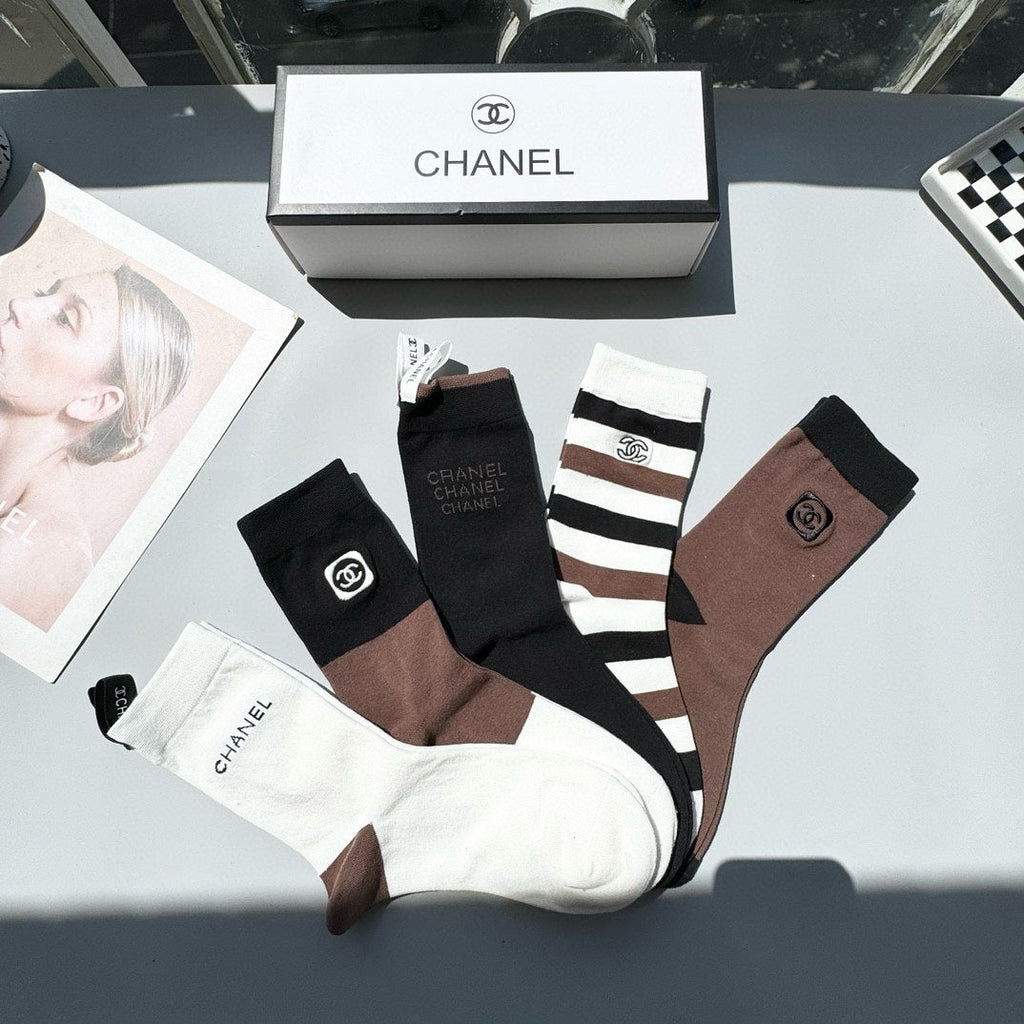 CHANEL CREW SOCKS 423688 (1 BOX)