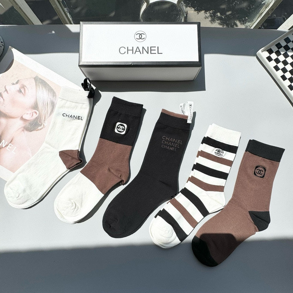 CHANEL CREW SOCKS 423688 (1 BOX)