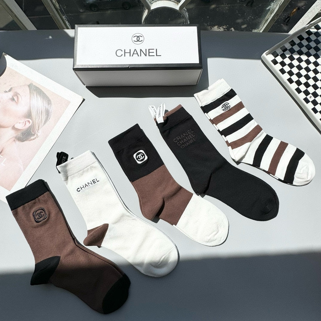 CHANEL CREW SOCKS 423688 (1 BOX)