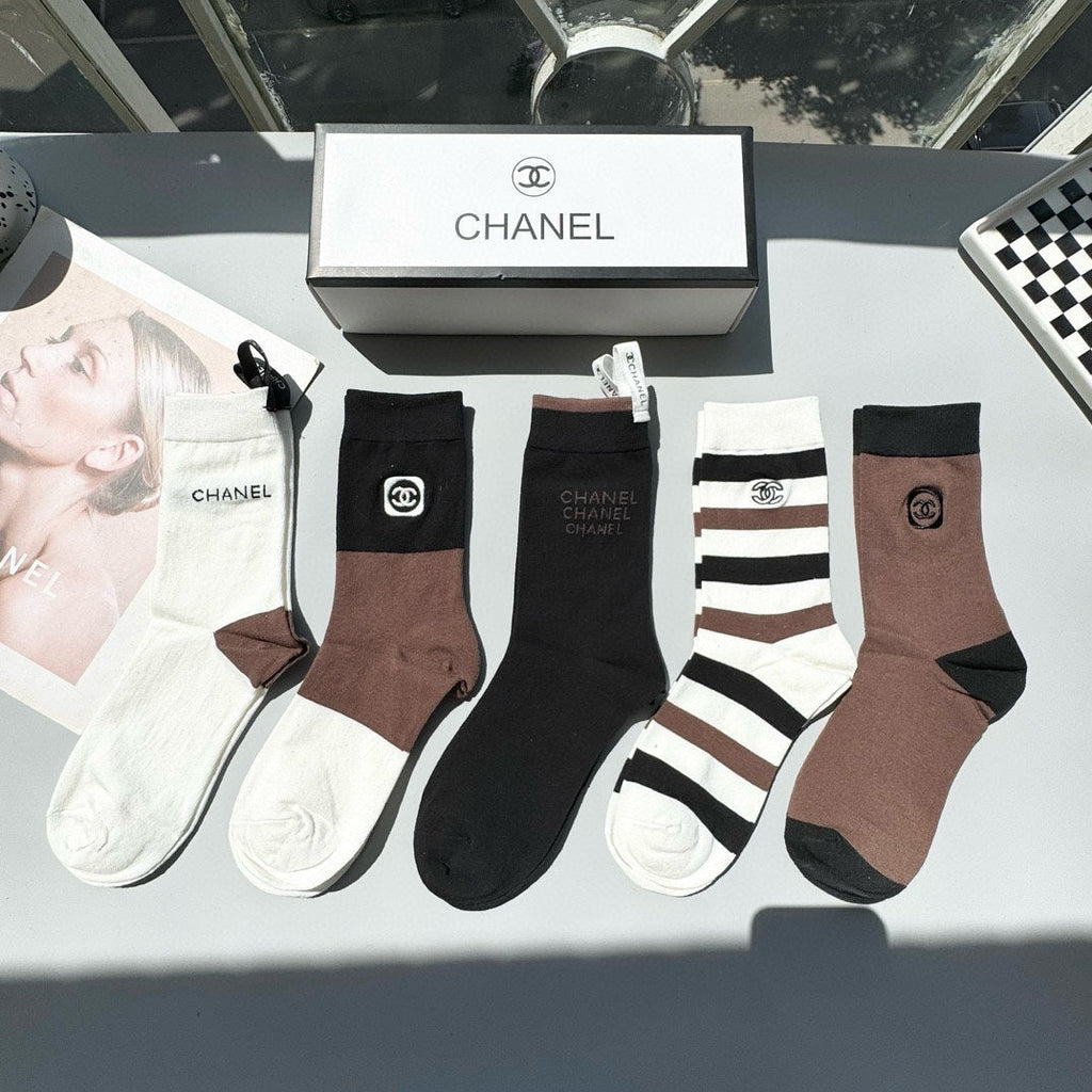 CHANEL CREW SOCKS 423688 (1 BOX)