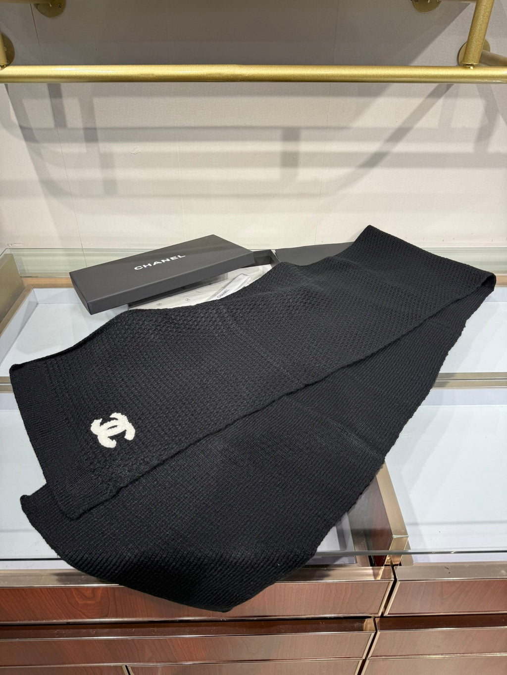 CHANEL 25S SCARF 175 CM IN WOOL CASHMERE 943087