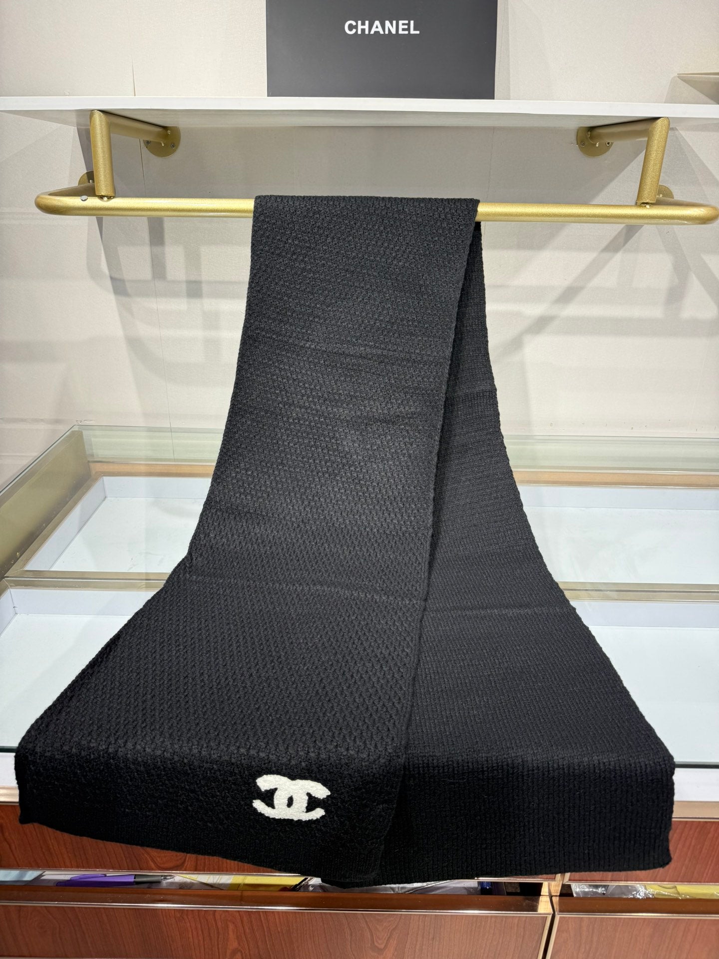 CHANEL 25S SCARF 175 CM IN WOOL CASHMERE 943087